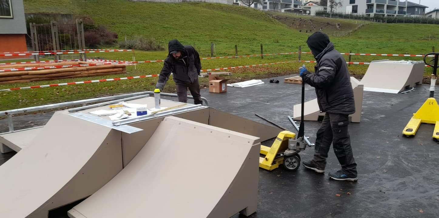 Mise en place des modules avec transpalette manuel