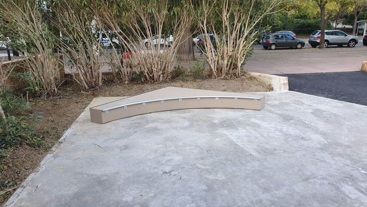 Vue aérienne d'un skatepark modulaire